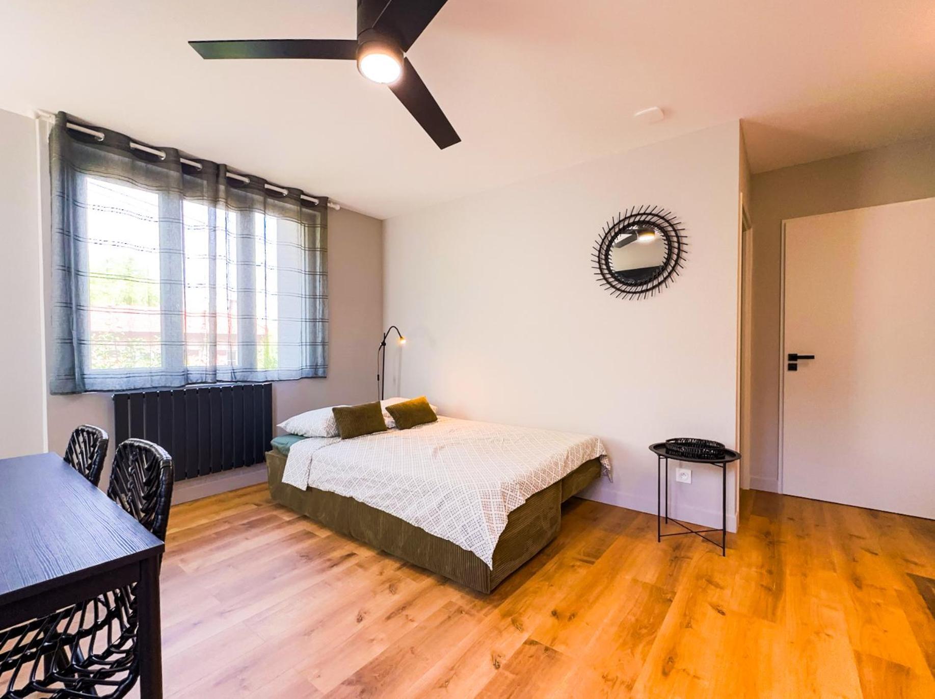 Serenity Suite Vénissieux Extérieur photo
